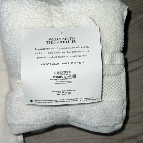 6 pc UGG Pasha Snow White Washcloths (4) Hand Towels (2) Thick Heavyweight - Picture 4 of 8
